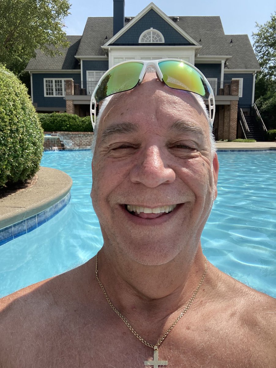 Shotime#runangry tweet media