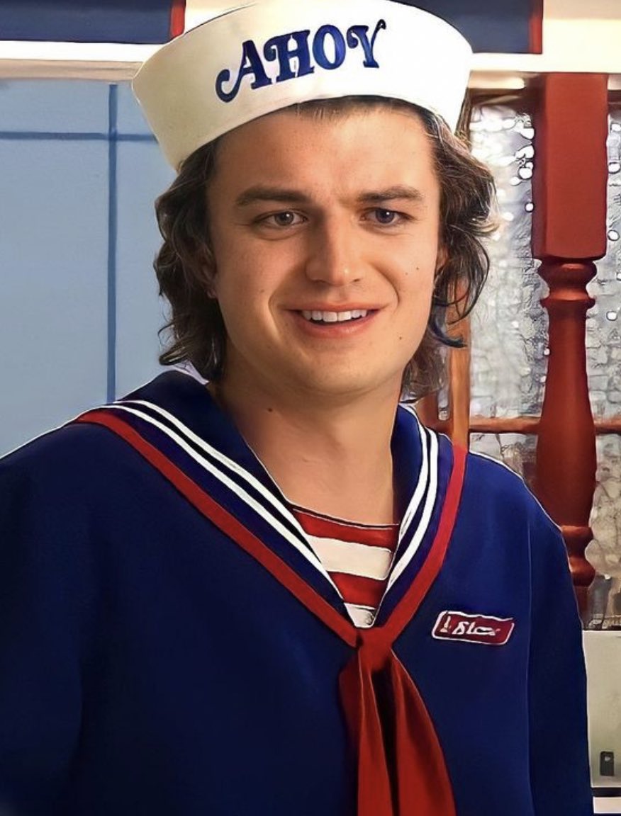 “Hello, Ladies” #NFID24 <a href="/joe_keery/">Joe Keery</a>