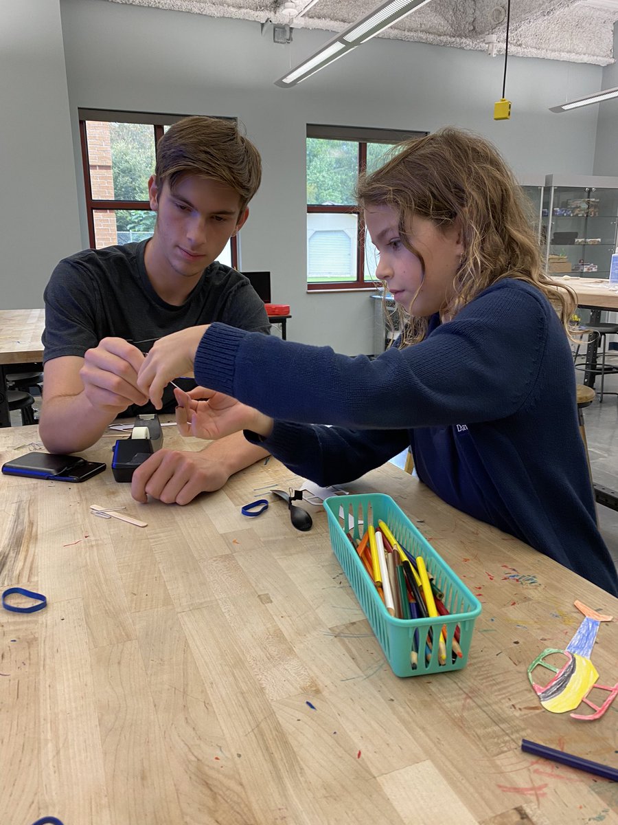 21stStacy's tweet image. Awesome Tinkering Tuesday today @Davis_Academy making helicopters to fly outside! #davisk #davis1 #davis2 #davis3 #davis4 #davis5 #TinkeringTuesday