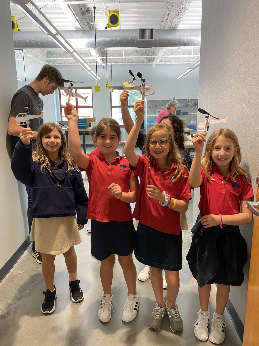 21stStacy's tweet image. Awesome Tinkering Tuesday today @Davis_Academy making helicopters to fly outside! #davisk #davis1 #davis2 #davis3 #davis4 #davis5 #TinkeringTuesday