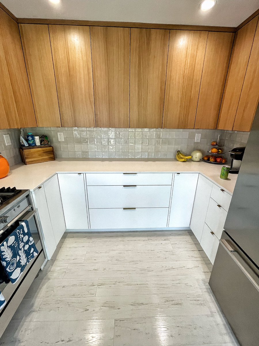huntsdesigns's tweet photo. Warm contemporary kitchen designed by Josh here at HKD. https://t.co/JtD1Vs5z2k