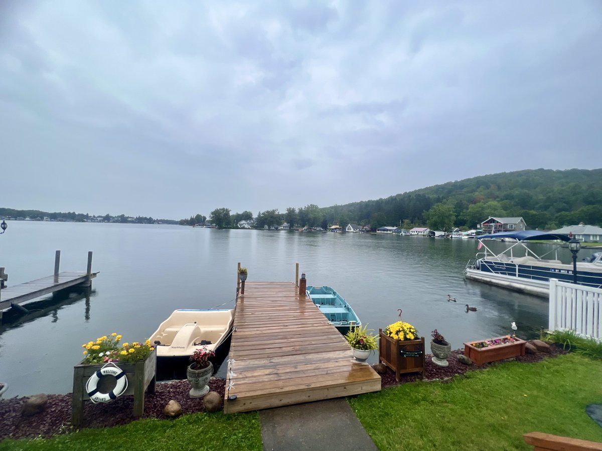 Allentown1711's tweet photo. We have arrived ๐ โฆโฆ waiting on our ship to come in ๐ถ. ๐๐๐ #TheresNOPlaceLikeLimeLake ๐ซ#LetTheRumpusCommence #ADVENCHA #LakeLife ๐๐ฃ https://t.co/n0y6m64JwS
