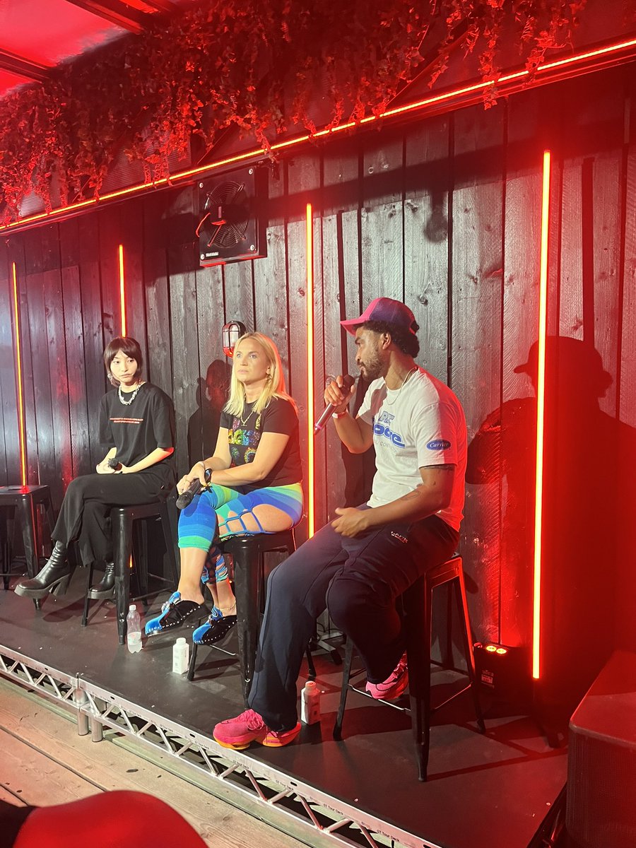 Ellis Gilbert tweet media