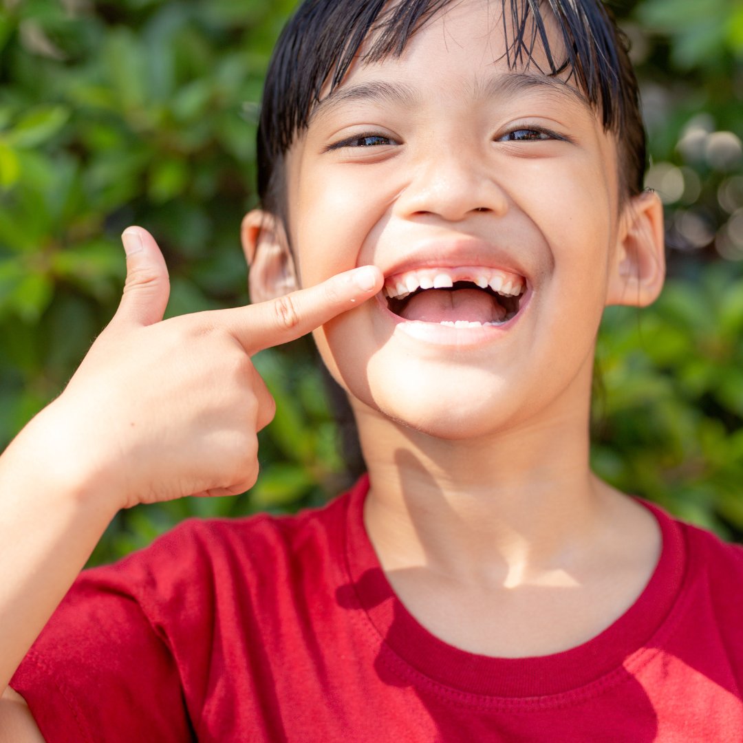 It's tooth fairy time! Be sure that your kiddo’s teeth are tooth fairy ready by scheduling a dentist appointment today!

#parenting #toothfairy #dentalhealth #dentist #teeth #Smile