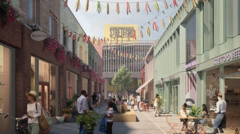 Ernshki's tweet image. Breath-taking scenes as @CaddickConst  remove the Mall roof to reveal Stretford&apos;s high street for the first time in over 50 years! Exciting future now lies tantalisingly close

#retrofitfirst #lovestretford #futurehighstreet @FCBStudios  @Bruntwood_UK  @TraffordCouncil