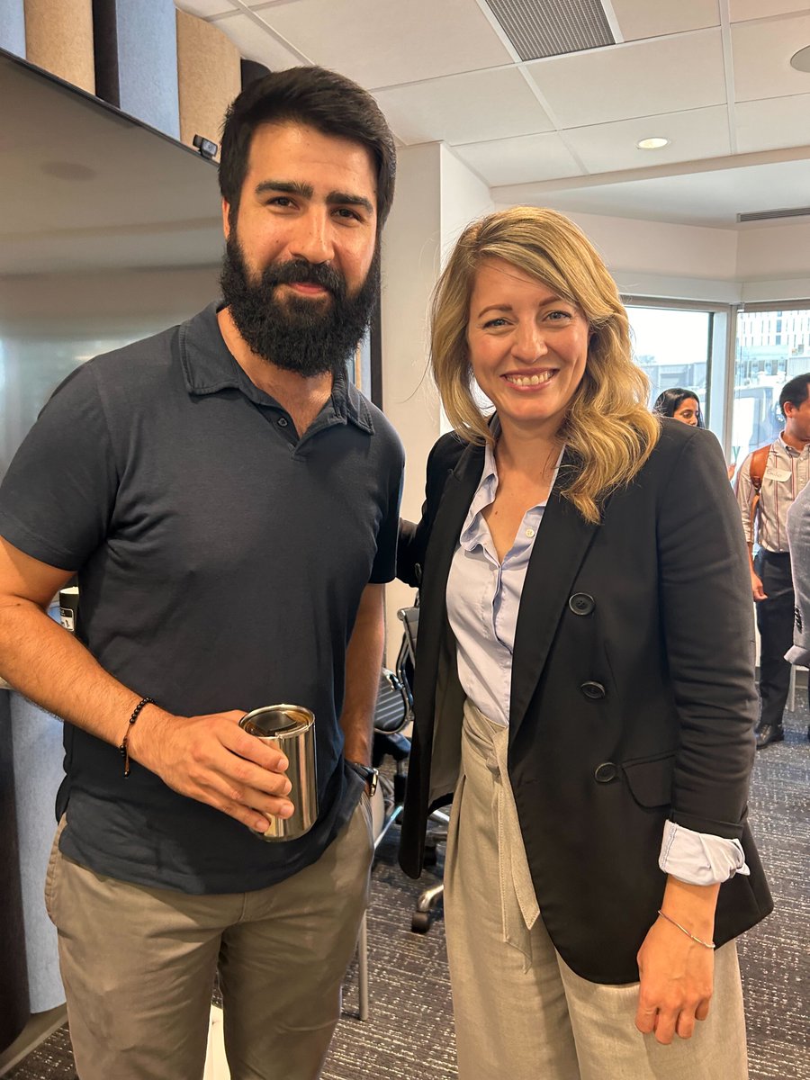 Yesterday, <a href="/daisTMU/">the Dais</a> welcomed Minister of Foreign Affairs, Hon. <a href="/melaniejoly/">Mélanie Joly</a>, to the @TMU campus. Thrilled to hear her speak on issues such as #disinformation and the future of #AI, and engage with students on these important topics. Proud to be on the team that made this happen!