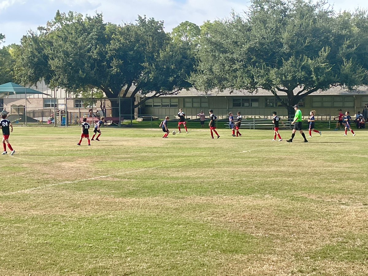 hsessaints's tweet photo. Saints play St. Mark’s Episcopal school today. 

Go, Saints! ❤️🖤 ⚽️ https://t.co/Dn4Lt24lsy