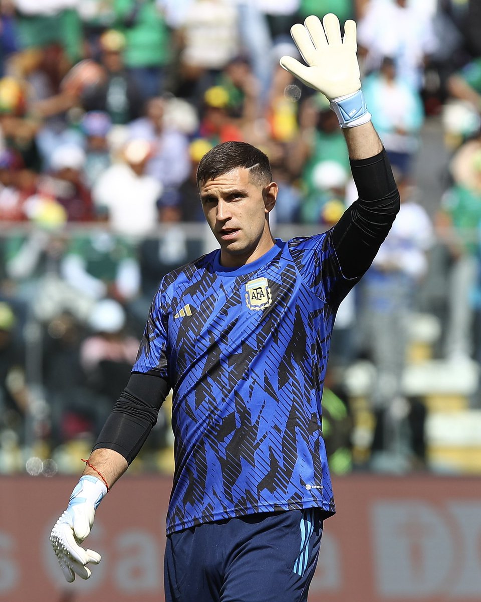 Hands up if you kept another clean sheet. 🙋‍♂️ <a href="/Argentina/">🇦🇷 Selección Argentina ⭐⭐⭐</a>