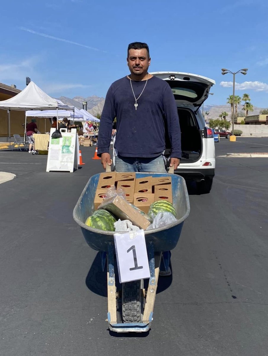 LutheranSSN's tweet photo. At our Mobile Markets people come on foot, bicycle, car, motor home, and even wheel barrow! Our next one will be at Holy Spirit Lutheran Church located at 6670 W Cheyenne Ave, Las Vegas, NV 89108 on Saturday, September 22 from 8:30-10:30am. Come on down! https://t.co/AAmlmKyuSo