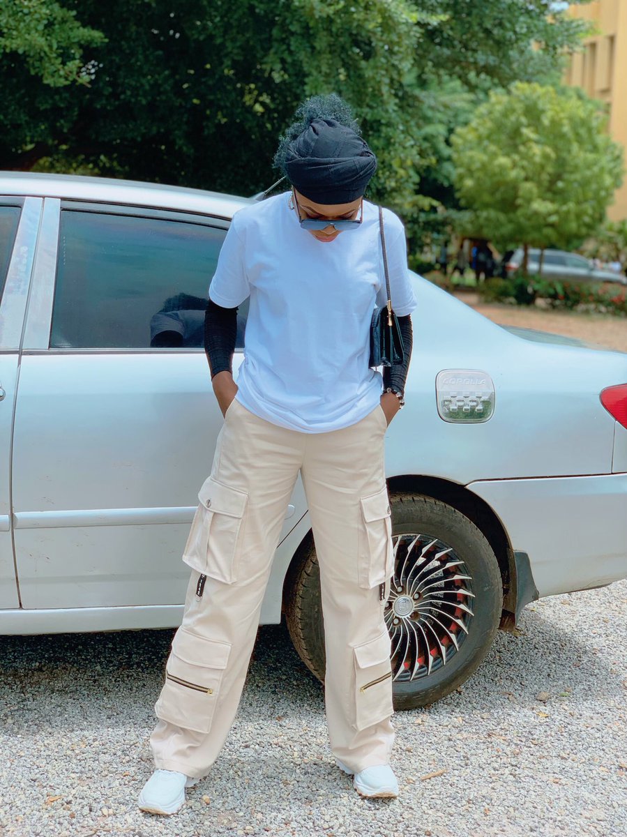FBHanffy's tweet photo. This user just signed out of UNI. today🔥😎..
Alhamdulillah 🙏🙏🥰.                             Your favorite tailor girl don finally graduate after 10 years of graduating from secondary school.. 🥹🥰🥰🥰

Please do well to patronize me🙏🙏 My combat pant was made by me✂️✂️✂️ https://t.co/DmlGq0YPGr