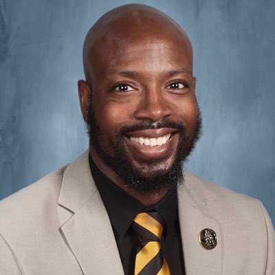 Mr_Oribhabor's tweet photo. #NewProfilePic https://t.co/60sEINEjWn