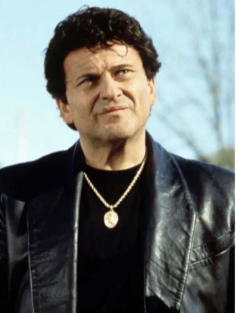 “This Yute is ready to graduate” #NFID24 <a href="/TalkMuchJoe/">Joe Pesci</a> <a href="/marisatomei/">Marisa Tomei</a>