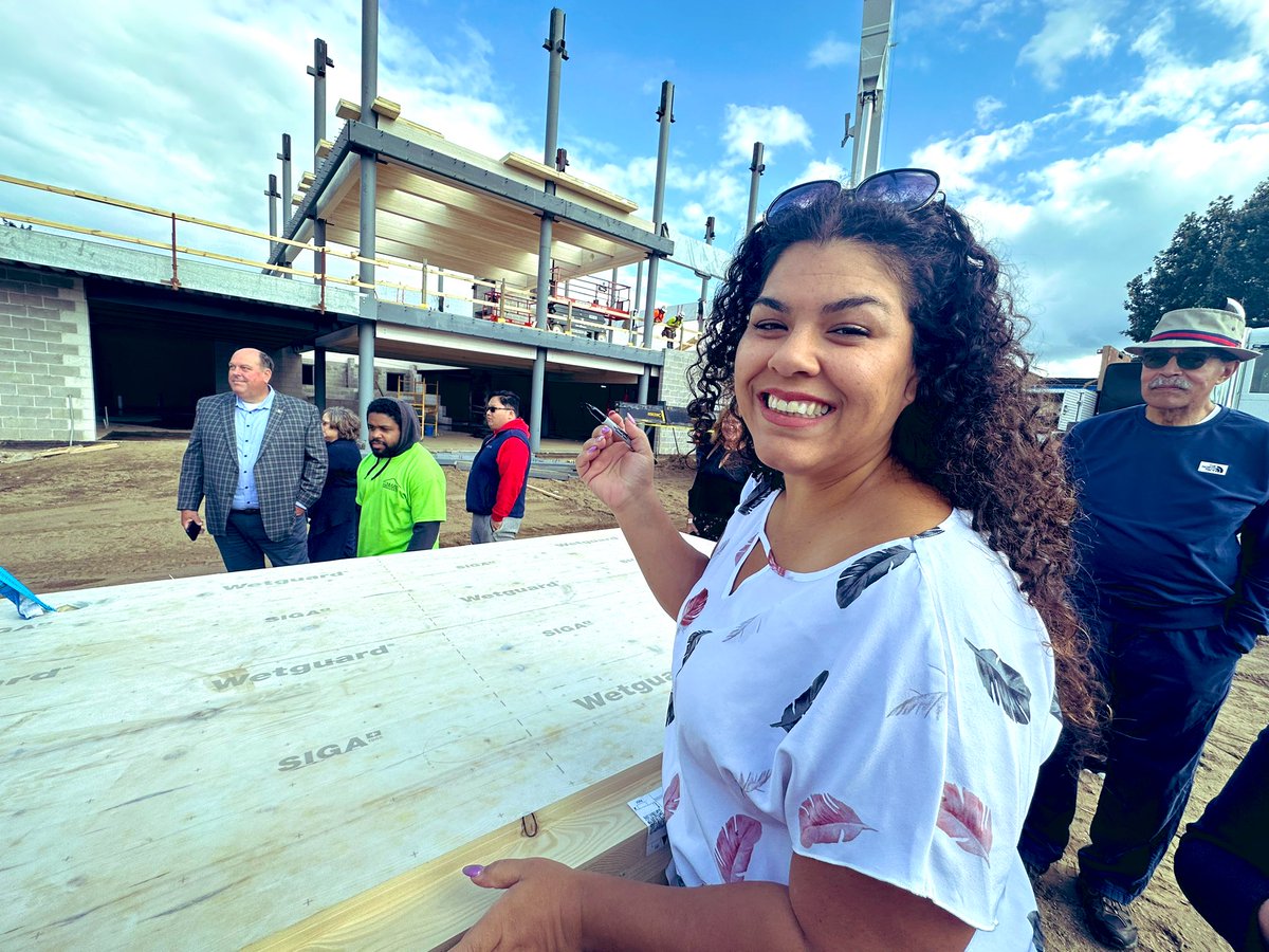 My Majority Whip @AthenaHollins celebrating on the North End as she signs her name with fellow Saint Paul delegation members on the rooftop that will be part of the new @cityofsaintpaul @SaintPaulParks North End Rec Center #StPaulVsEverybody