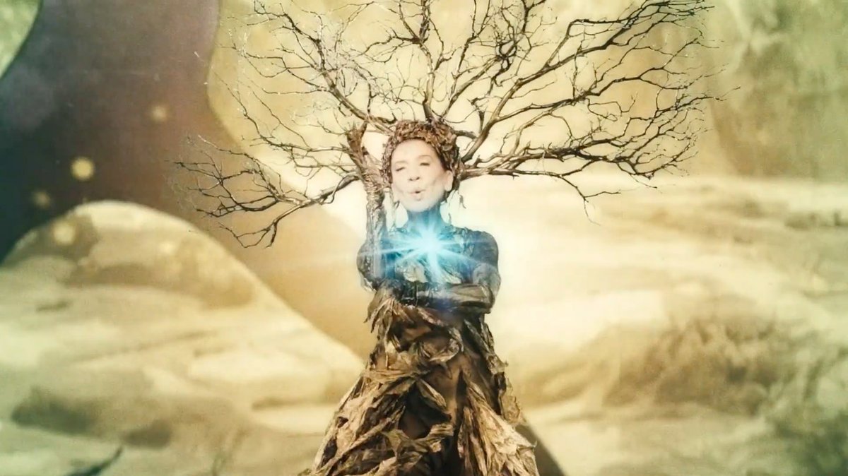 firstshowing's tweet photo. Whoaaaaaaaaaaaaaa!!!! Okay hell yes, this looks like it's going to be incredible. Bring it on, Godfrey. 🤯📽️🤯📽️ #OnceWithinaTime https://t.co/js8xEAfUaq