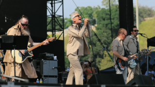 Modern English drops new single “Long In The Tooth” - kixi.com/modern-english…