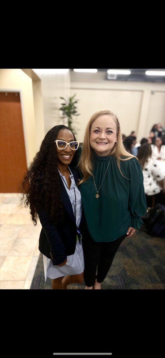 MsNegussie's tweet photo. Itโs match day ๐ @lisahernandez75 is now my principal mentor! Thank you for taking this opportunity to guide and support me in my professional growth. Iโm so excited to learn from the BEST in the WEST ๐คฉ #TeamHISD #PrincipalApprentice https://t.co/lQtg4UDcgn