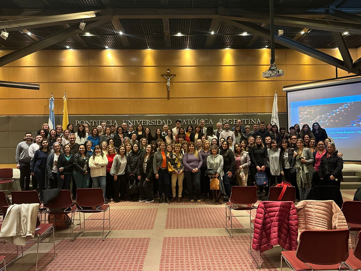 Precongreso SADI 2023 - Durante la mañana se llevó a cabo el taller Intersociedades "Hospital seguro" con la participación de diferentes profesionales del país y LatinoAmerica, donde se realizaron los aportes al documento de consenso del mismo nombre.