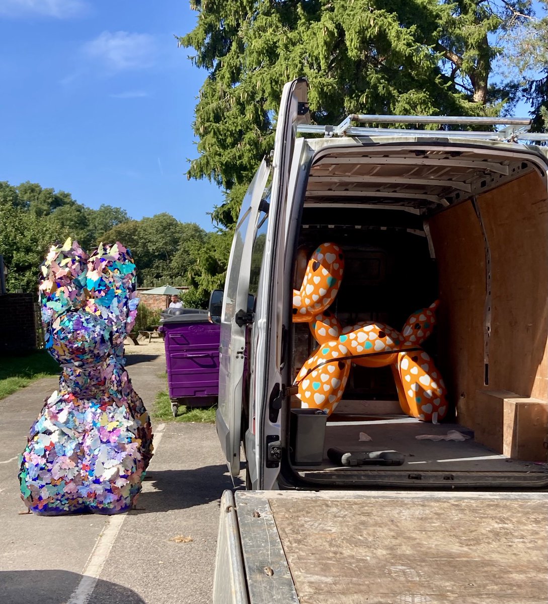 Swindogs are on the move! #Swindon #Swindogs #art #lydiardpark