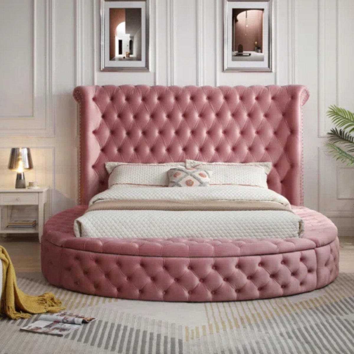 Just copped my #pinkfriday2 bed 🦄 VMAS tonight #nickiminaj 
-
-
-
-
#nickiminajfavoritecomedian #princessbed #interiordesign #interiordesigner #interiordecor #diy #homefashion #pinkbed #queen #nickiminajqueenofrap #lasttimeisawyou #barbz #vmas #vmas2023