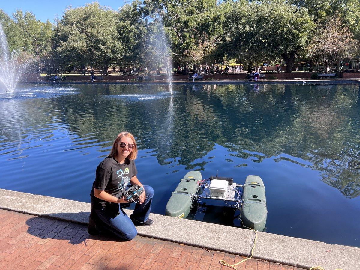 UofSC_CEC's tweet photo. Lily Lamb, Computer Engineering, Dec. '23
"It's hard not to be passionate about a topic so fascinating and rife with potential. Computer engineering is the perfect mix of software and hardware, allowing concepts like robotics to flourish." #WhyEngineering @UofSCHealth https://t.co/DZeefyeQkx