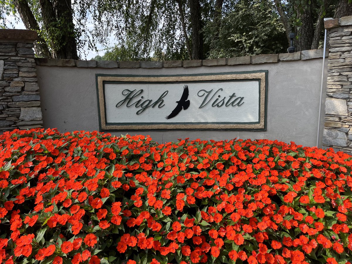 allsignsletters's tweet photo. Entryway Sign for Upscale Neighborhood in Asheville, NC #signswnc https://t.co/Cl3Jf7AMfL