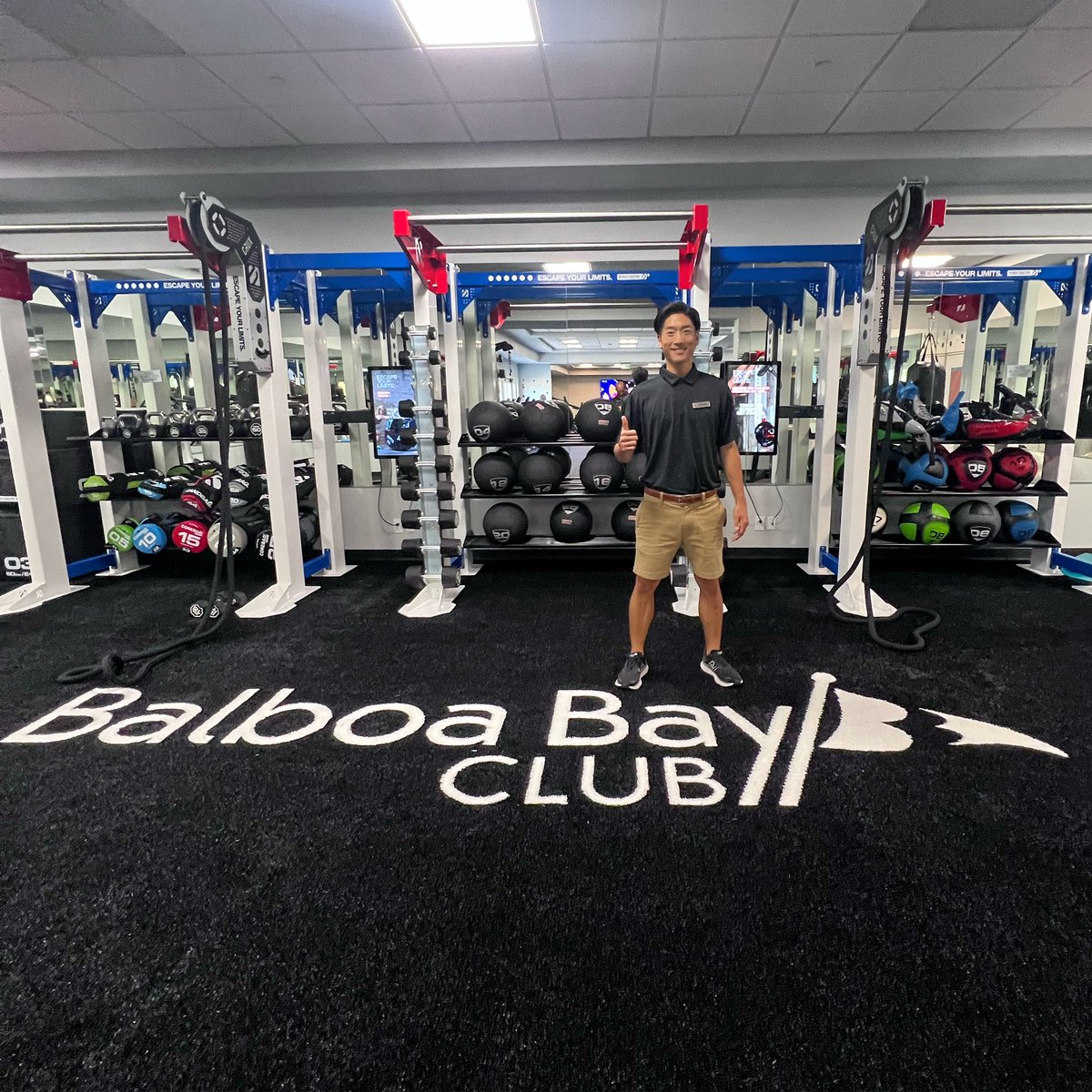 IT’S ON ‼️ 
The New Balboa Bay Club Personal Trainer and Head Group Fitness Coach is in the building !! 🔥🥋💪🏋🏻