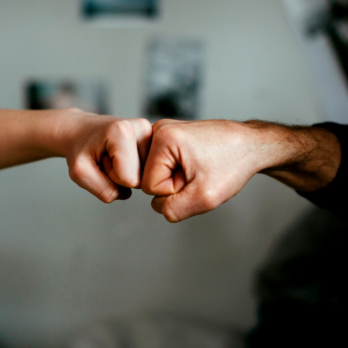 PrintcoGraphics's tweet photo. We've got your back, man.

Put your trust in Printco and discover how much easier your job can be. Whether we are helping your business with printing, storage, shipping, swag items, or marketing mailings, we'll handle all the details.

#printcographics
 #GotYourBack https://t.co/FC4evfo2Cm