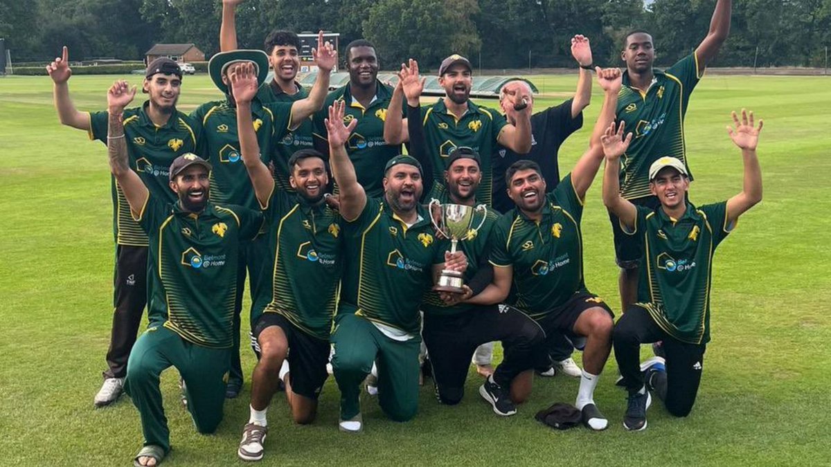 WarwickshireCCC's tweet image. 𝗔 𝘄𝗲𝗲𝗸𝗲𝗻𝗱 𝗼𝗳 𝗰𝗲𝗹𝗲𝗯𝗿𝗮𝘁𝗶𝗼𝗻𝘀! 🏏🎉

Birmingham and District Premier League Champions: @MoseleyCC.
Warwickshire League Champions: @oltonwwcricket.

Congratulations on a great year. 🤝

🐻#YouBears