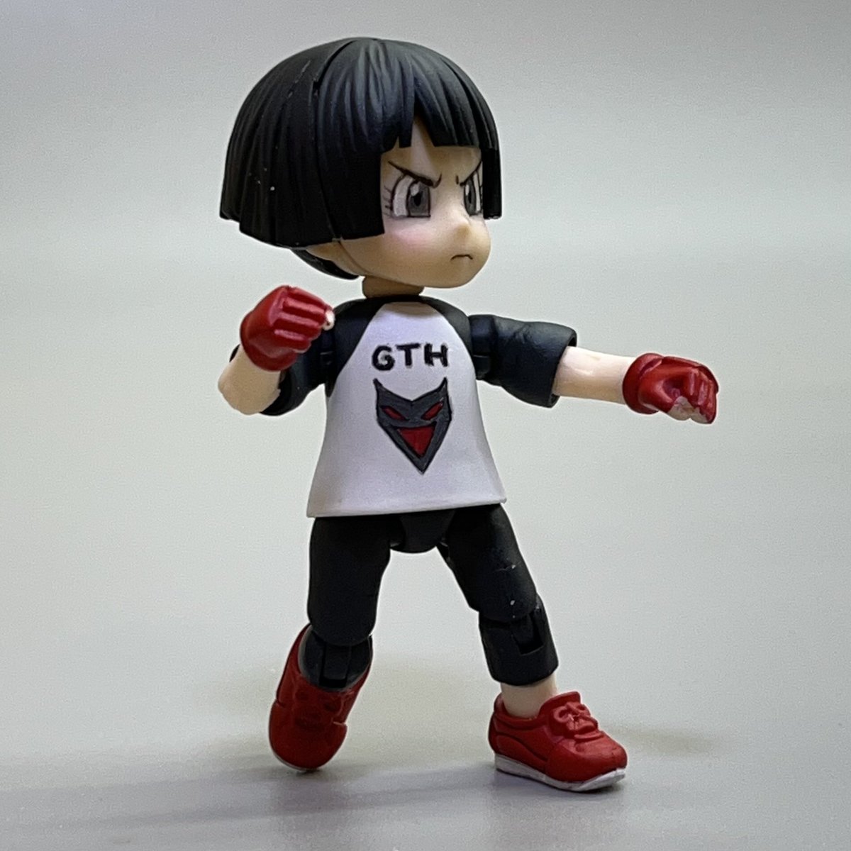 smoky34jp's tweet photo. 久しぶりに投稿してみようw
アクアシューターズからドラゴンボール超のパンちゃんを作ってみましたw
ヘッドは結城まどかから改造してます。
3枚目は比較です。おおよそ1/12サイズで作りましたw https://t.co/ouyqCnsxvs