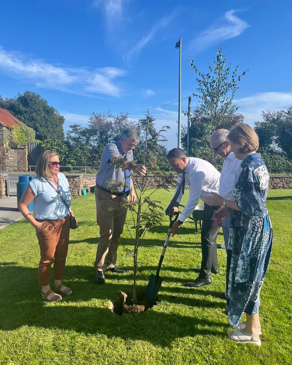 Trionoide's tweet image. Last week our 23/24 Biodiversity Plan was launched by an Taoiseach @leovaradkar 🌳 🌲Míle buíochas to an Taoiseach, David Stanton @deirdreclunemep and @susanmccarthyfg for marking this important moment with us 🌍