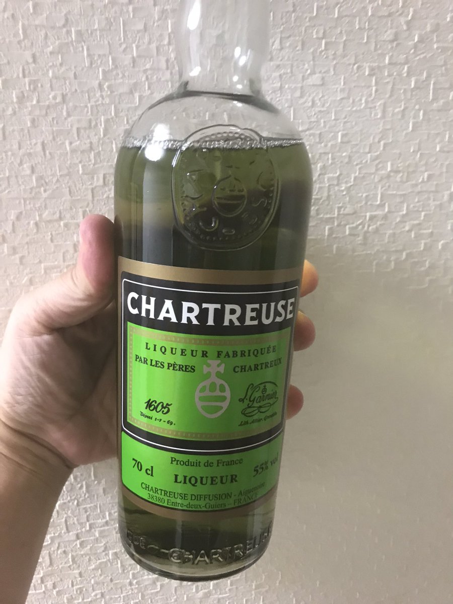 hisashiasakura8's tweet photo. #これを見た人は大好きな飲み物晒してくれ

最近はハーブリキュールに
��ズベリーブランデーも✨
この辺りはB&amp;F(@BarBandF )さんのおかげ✨

#BandF
 #BarBandF https://t.co/08ijoXZIfg