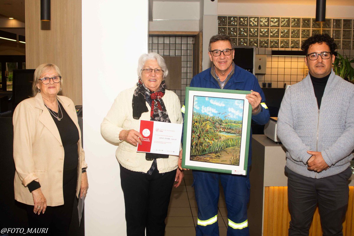sanjosegobierno's tweet photo. El proyecto Arte de Tierra de Humedales realizó un encuentro con los participantes de la iniciativa. La actividad se cumplió en el restaurante Gino. Incluyó la entrega de las obras seleccionadas. Los artistas destacaron la importancia de mostrar las bellezas del área protegida. https://t.co/HH1vt17pfj