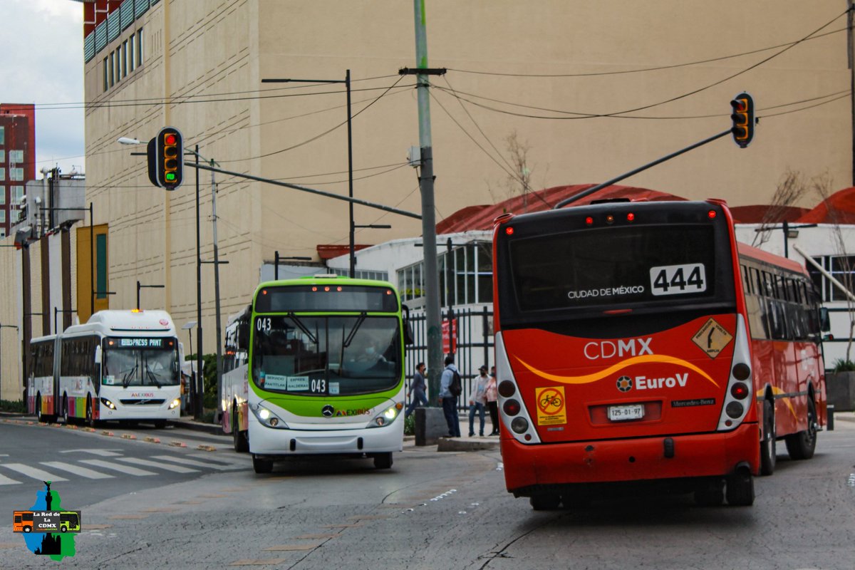 laredcdmx's tweet photo. ¡Gracias @Mexibuslll y @MexiBus_4! 🫶🏼
Servicio Emergente de Pantitlán a Balderas en apoyo a #LaNuevaLínea1 del @MetroCDMX queda a cargo de @MetrobusCDMX en su totalidad, operado hasta ahora por #MIVSA. Imágenes que quedan para la historia.
#LaReddelaCDMX https://t.co/eVRl8Fpxb8
