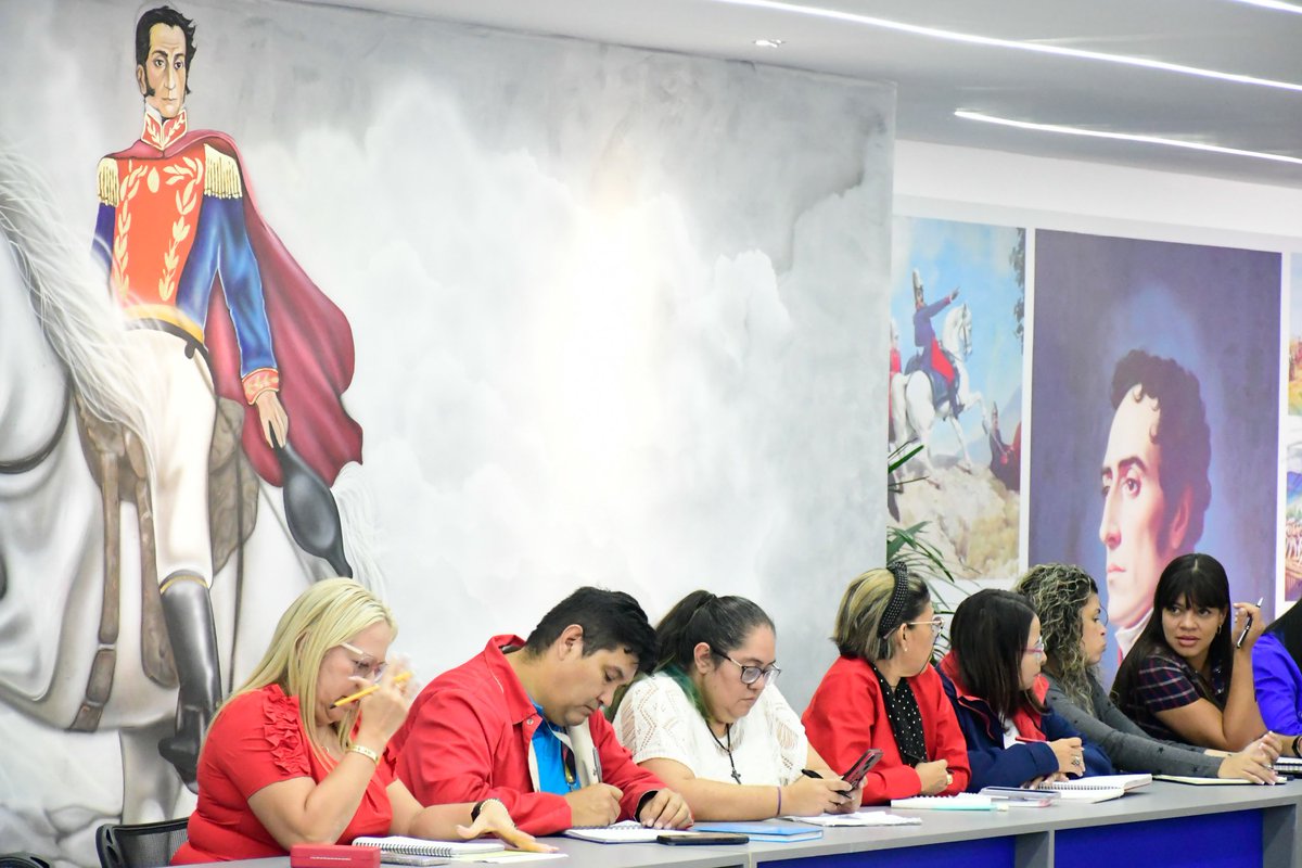 Yelitze Santaella tweet media