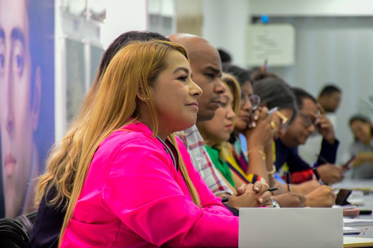 Yelitze Santaella tweet media