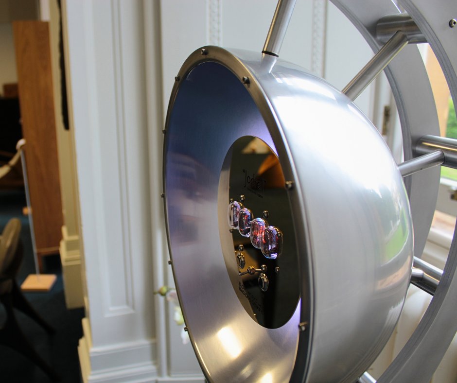 BLOTTWORKS's tweet image. A close-up of the first Jodrell Nixie grandfather clock, on display at the fantastic Celebration of Craft &amp;amp; Design, Cheltenham, an amazing annual furniture-makers show that sadly no longer exists.

#clock #grandfatherclock #furnitureshow #cc&amp;amp;d #cheltenham #furnituremakers