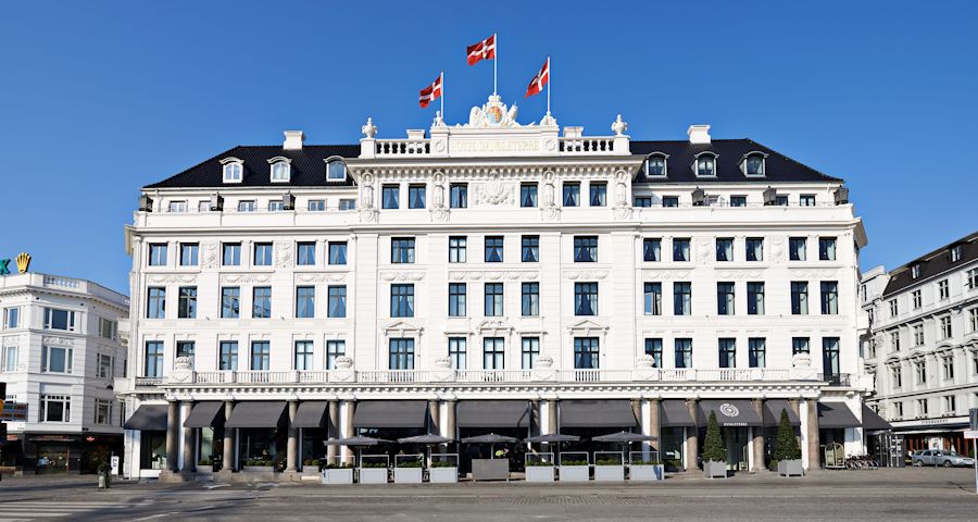 cppluxury's tweet photo. In conversation with Lucas Johansson, General Manager, d’Angleterre Copenhagen (Exclusive Interview)

https://t.co/4TnN860LMX (full article)

#DAngleterre #DangleterreCopenhagen #Copenhagen #luxury #luxuryhotels #luxuryhospitality #luxuryspa #finedining #leadership @dangleterre https://t.co/Nc0ObtXTKk
