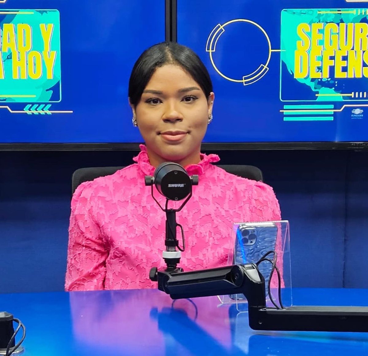 RadioFUNGLODE's tweet photo. Hoy hablamos sobre el uso de la Inteligencia Artificial para el #DeepFake en #SeguridadYDefensa 🔴
📲 Sintoniza, vía YouTube #RadioFunglode ⬇️
https://t.co/c2hRychjBh https://t.co/umlpE51WMB