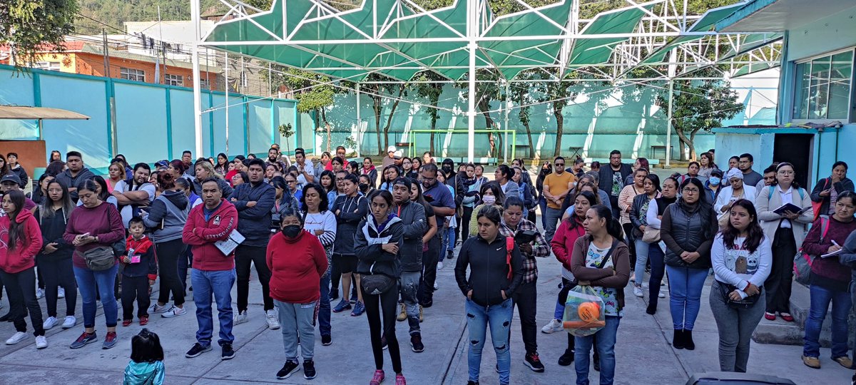 BienestarEdu's tweet image. Realizamos #Asambleas electivas de 2a Fase del programa La Escuela es Nuestra, Mejor Escuela en Xochimilco, donde además de conformar los comités de Ejecución y Vigilancia🙋🏻‍♀️🙋‍♂️, se votó🗳️ por las mejoras que recibirán los planteles con el recurso del @GobCDMX:
1/2

@martibatres