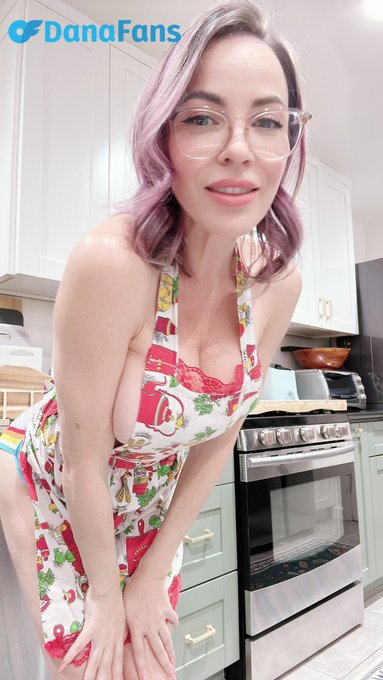 Can you help mommy in the kitchen?  https://t.co/lQzUlnucOE https://t.co/FHufuValHm<a href="/tag/mvsales"class="tags"><span>#mvsales</span></a>