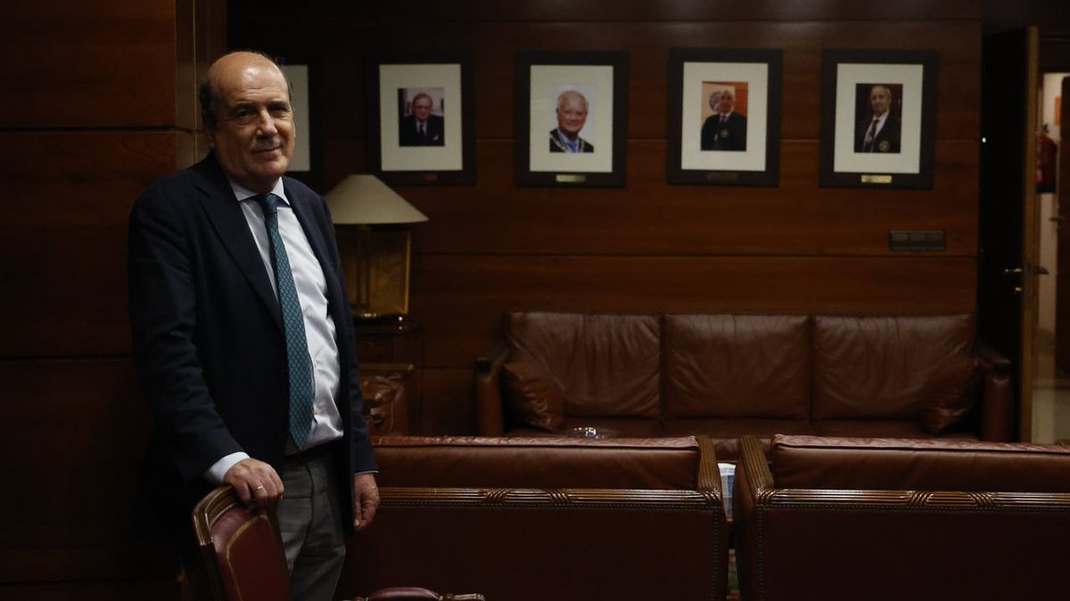 🗣️Entrevista a Augusto Pérez-Cepeda, nuevo presidente del Consello da <a href="/Avogacia/">Consello da Avogacia</a> Galega, en <a href="/lavozdegalicia/">La Voz de Galicia</a>.

"Llevo 38 años de profesión y creo que la situación actual de la Justicia es de auténtica crisis".

lavozdegalicia.es/noticia/galici…