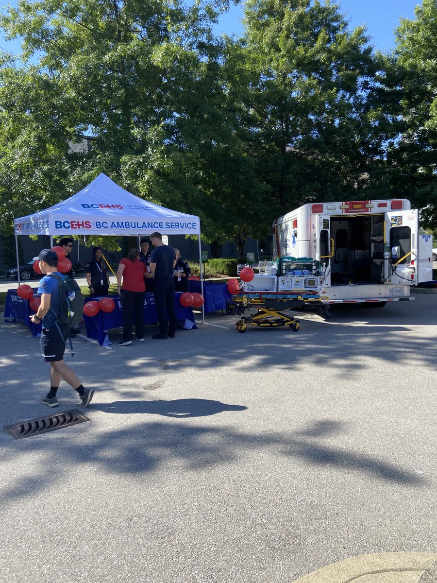 grancroft's tweet photo. On a gorgeous Saturday Sept 9 was family day at Gravely. Fire Dept, Ambulance, and many officers, attended many kids &amp; Grandkids were there. ⁦@LAMD7989⁩ ⁦@VPDDiversity⁩ ⁦@RoadSafety_Paul⁩ ⁦@VPDHorses⁩ ⁦@VPDTrafficUnit⁩ ⁦@Granvillecpc1⁩ https://t.co/TLkVRmqHgW