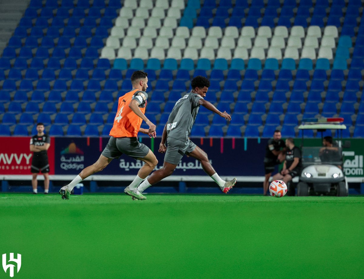 📸 لعودة المنافسـات.. نتأهـب 💪🏼💙

#الهلال