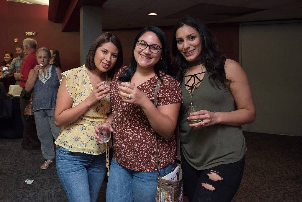 Spanish Community of Wallingford (SCOW) tweet media