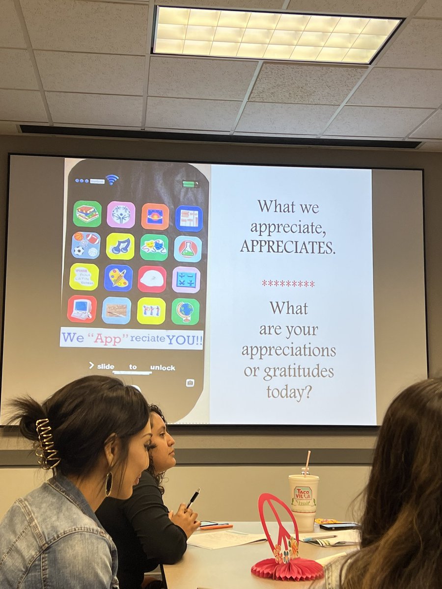 BlantonCounsel's tweet photo. Grateful to @Region18ESC for hosting the counselor symposium #GoodVibes Tons of great info from many wonderful speakers. Thank you @BarbaraGruener & @ChrisClassroom #climateoflove #nurturingwellbeing #resilience #regulateemotions Can’t wait to take this info back to @Goliad_Elem https://t.co/26lQJq9MuB