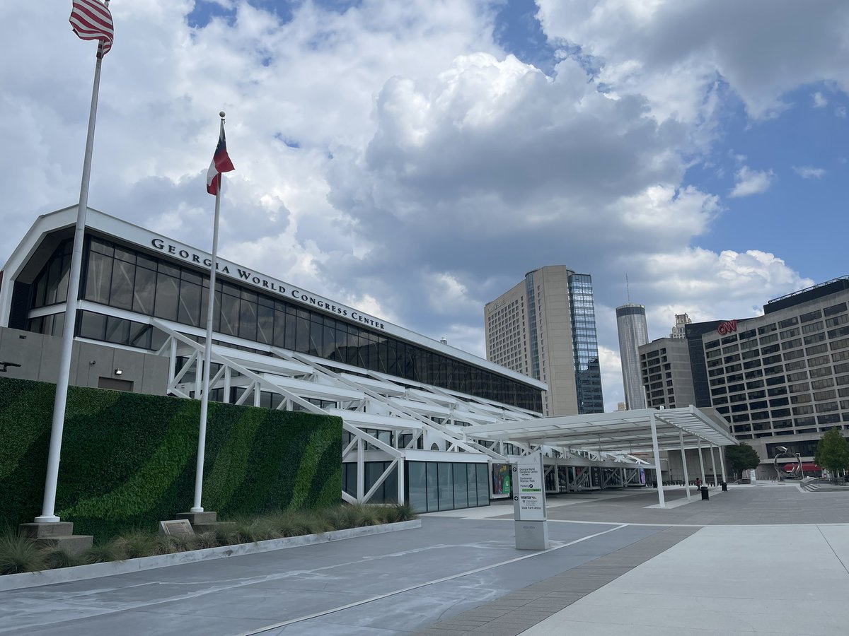 Team Ireland out in force at <a href="/FintechSouth/">Fintech South</a> today in <a href="/GWCC_ATL/">Georgia World Congress Center Authority</a>! 🇮🇪 Be sure to call by the <a href="/IDAIRELAND/">IDA Ireland</a> stand or catch up with our <a href="/EI_theUSA/">EI theUSA</a> colleagues! Great to see Irish company <a href="/keepersolutions/">Keeper Solutions</a> as an event sponsor 🙌🏻💚 <a href="/TAGthink/">TAG</a> <a href="/atlchamber/">Metro ATL Chamber</a>