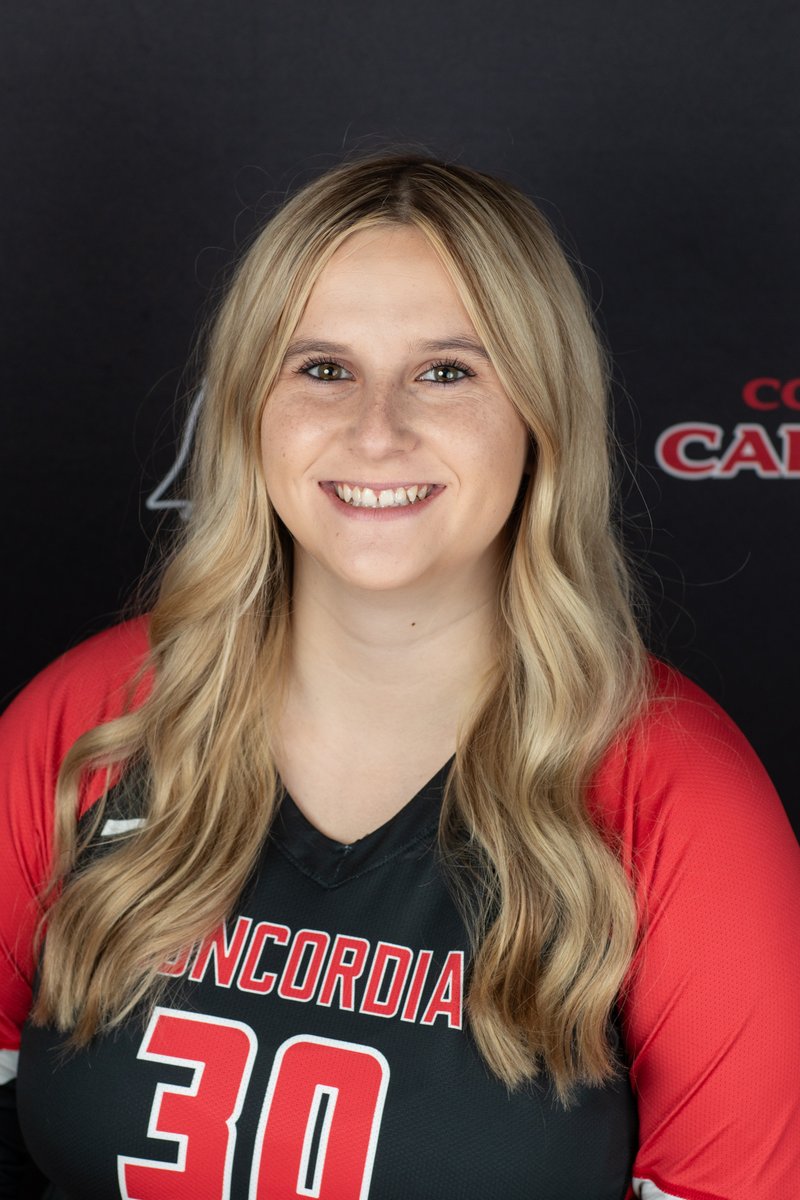 Wishing freshman Sara Wilkinson a happy birthday! We hope you have the best day :)