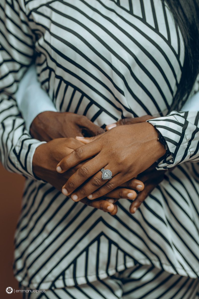emmanuelpixels's tweet photo. “Every single second my love for you grows.”
Last slide is my favorite, what’s yours?
#Tioluwanimi #emmanuelpixels #prewedding #wedding #portrait https://t.co/cCPP34okRm