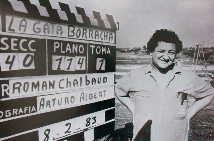 VillegasPoljak's tweet photo. Me confirman desde #Caracas que el maestro Román Chalbaud, prolífico cineasta, dramaturgo, poeta y mejor ser humano, acaba de partir a la eternidad en su apartamento de San Bernardino. Fue el cineasta más longevo en actividad de la historia del cine mundial, pues hasta hace poco, con 90 años, dirigió algunas escenas del rodaje de su última película, Muñequita linda, donde recibió apoyo de sus compañeros y discípulos del #CineVenezolano. Con sobrados méritos entra al panteón de los más insignes hijos de esta Patria, habiendo sido por décadas encarnación de lo afirmativo venezolano. En nombre del presidente @NicolasMaduro y de todas las trabajadoras y trabajadores de @minculturave expreso nuestro pesar por su partida y condolencias a familiares y seres más queridos. Agradezco al equipo de médicos y enfermeras, así como a Alejandro Pineda y demás afectos de Román que lo rodearon de cuidos hasta el último segundo. ¡Honor y gloria, maestro!

#12Sep
#Venezuela