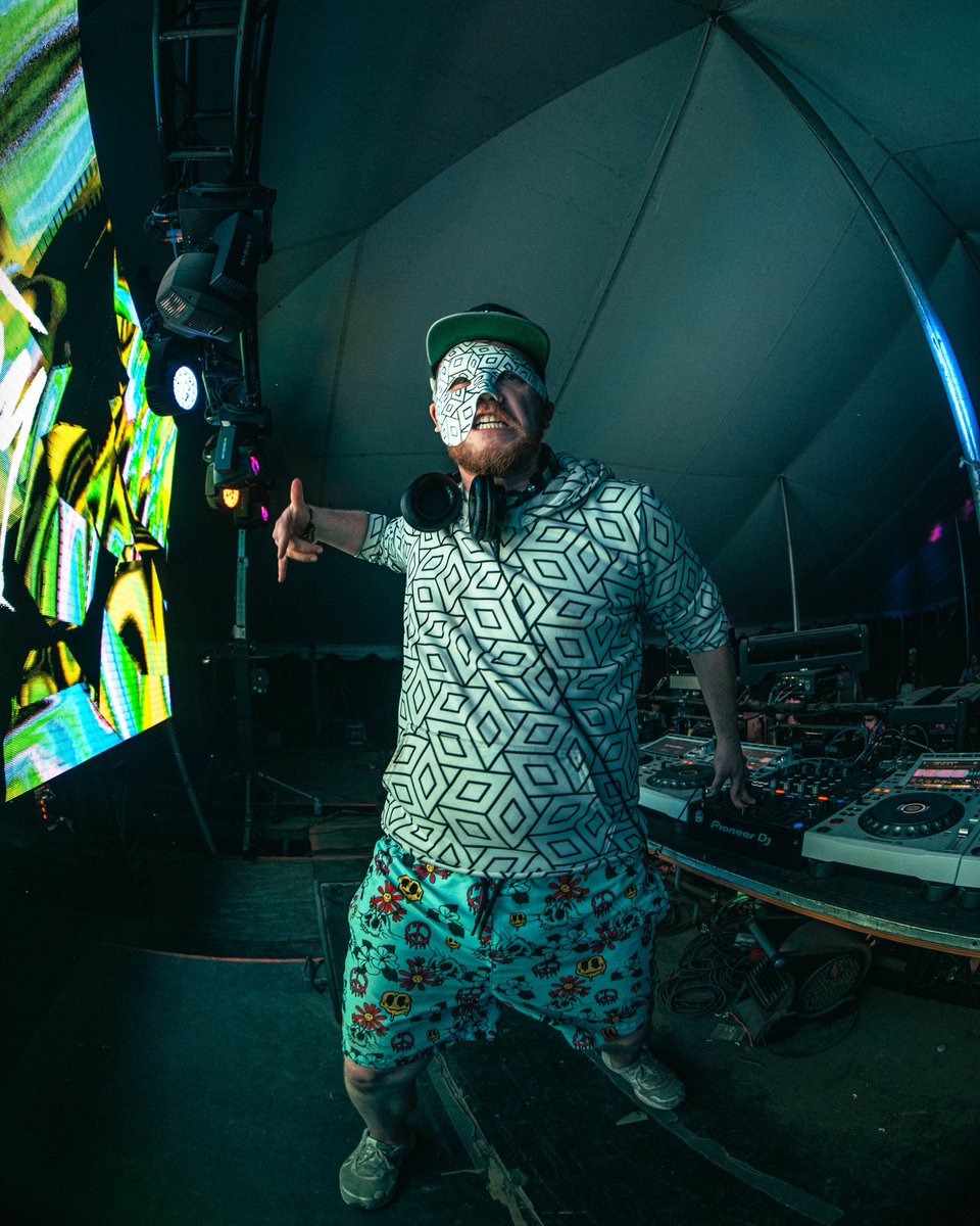 Phantom0perator's tweet image. The weekend @Dancefestopia was insane. So excited for the future with this project. Thank you to everyone who came out to support and all the awesome people I met. ❤️

Festival Debut✅

Set drops on Sunday on Soundcloud and Mixcloud! 

 📸: @lensofdang